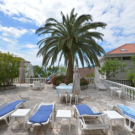 Hotel Vila Margot ヘルツェグ・ノヴィ エクステリア 写真